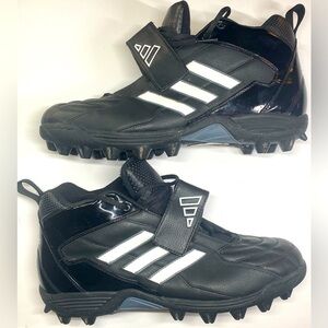 Adidas mens football cleats size 13